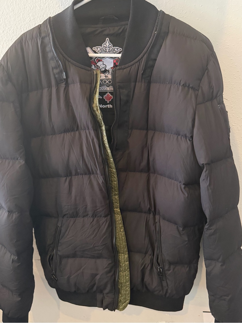 Moose Knuckles Canada Down Black Quilted Puffer Bomber Jacket Men’s Large